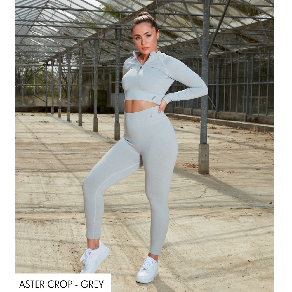 TALA Aster Crop in Grey